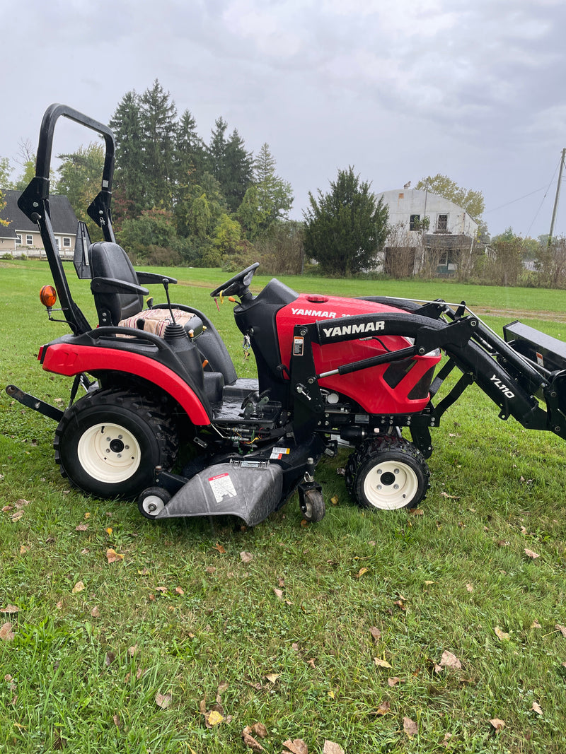 Yanmar SA 221 Tractor Loader With 60” Deck