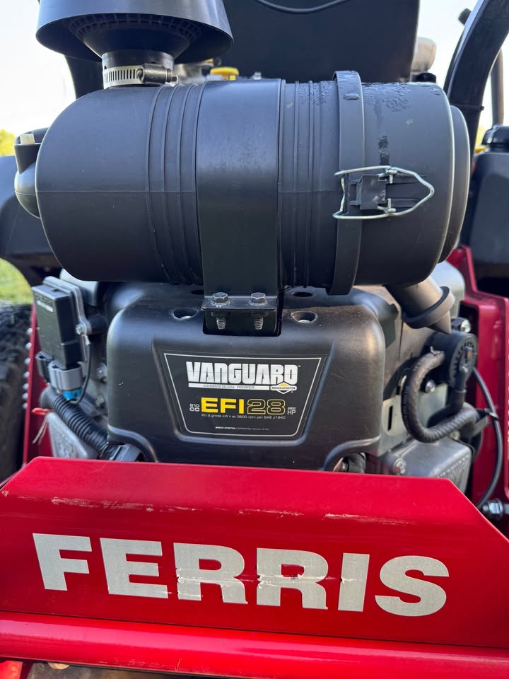 Ferris ISZ 2100 w/61" deck