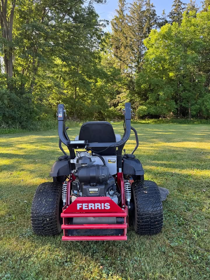 Ferris ISZ 2100 w/61" deck