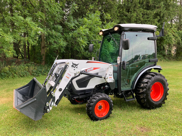 CT2535 Bobcat with Loader , stock # 8205