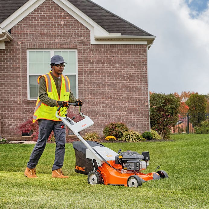 Stihl RM 756 YC Lawn Mower