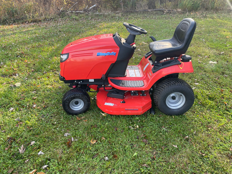 Regent 42" Fab 23Hp Briggs