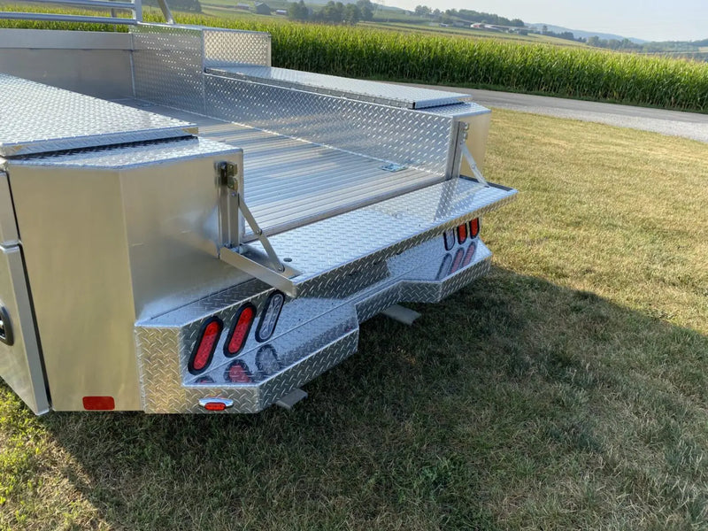 Martin Truck Bodies - Gooseneck Aluminum Service Body - GNSB-AL-84x84