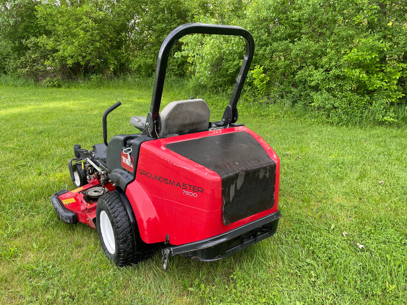 Toro Groundsmaster 7200 – Efficient Commercial Mowing