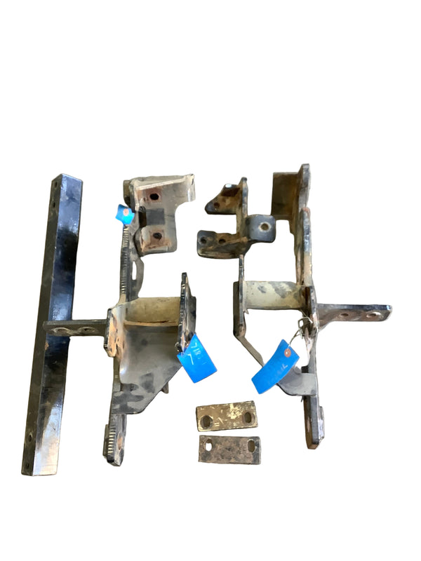 MISC USED PART - Fisher Mount for '08+ F250 - F550 - 7183-1