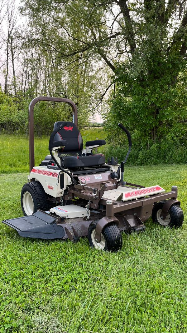 2021 Grasshopper 100V 52" deck
