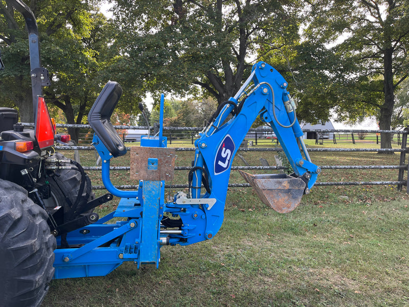 USED LS Tractor XG3140 TLB - Stock