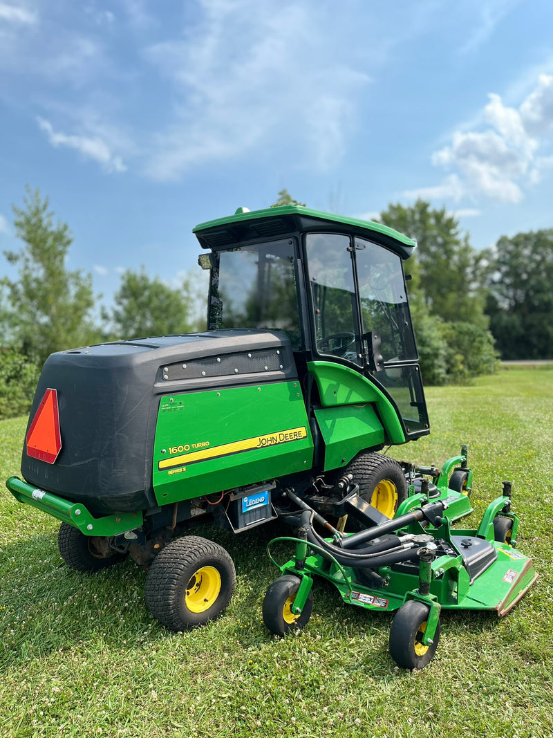2014 JD 1600 Turbo 57HP 12' Bat Wing