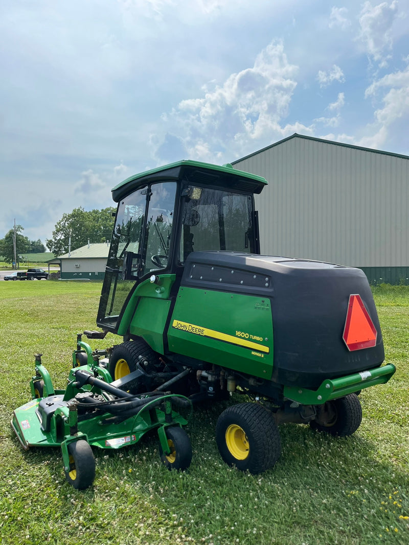 2014 JD 1600 Turbo 57HP 12' Bat Wing