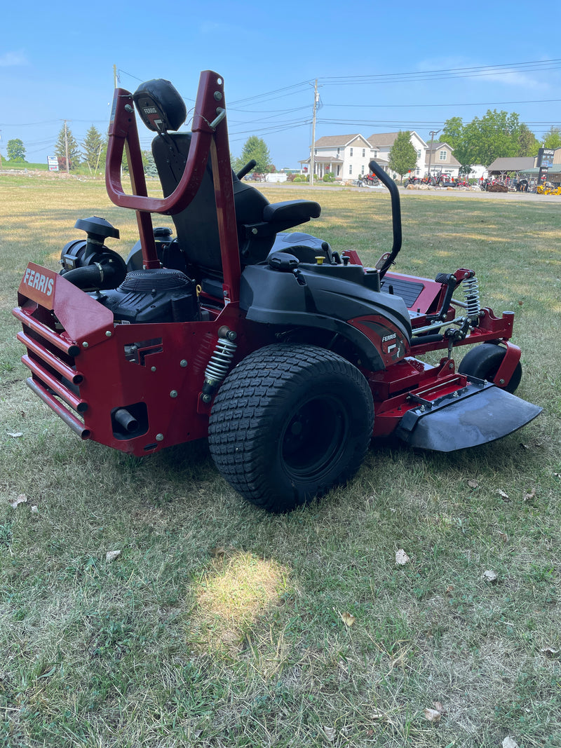 2022 Ferris ISX3300 w/61" deck