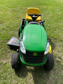 LIKE NEW John Deere D110 - Stock