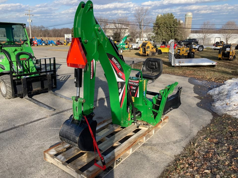 Wallenstein GX920 backhoe