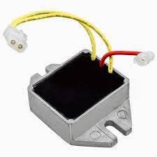 MISC USED PART - VOLTAGE REGULATOR  - 845907