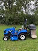 2005 New Holland TZ24DA 54" deck with 3 bag collector